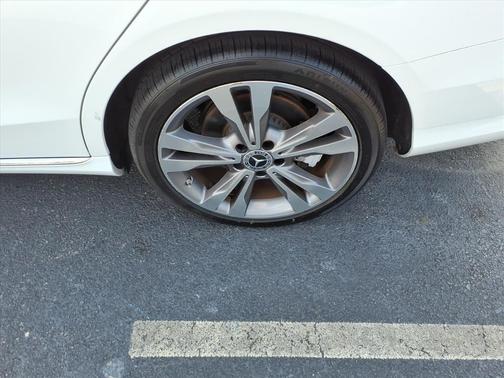 2019 Mercedes-Benz C-Class C300