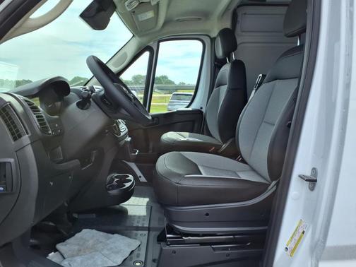 2025 RAM ProMaster 2500 Tradesman