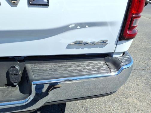 2026 RAM 3500 Tradesman Crew Cab 4x4 8' Box