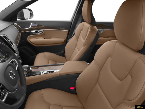 2019 Volvo XC90 T6 Momentum