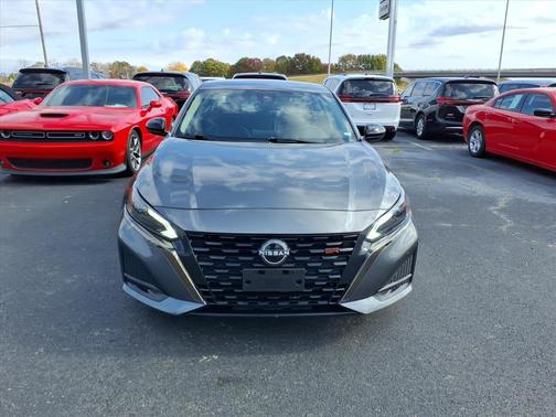 2024 Nissan Altima SR FWD