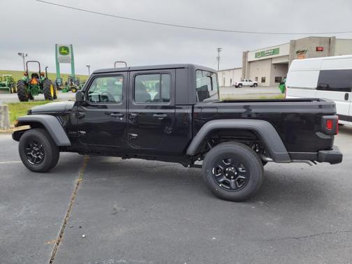 2024 Jeep Gladiator Sport