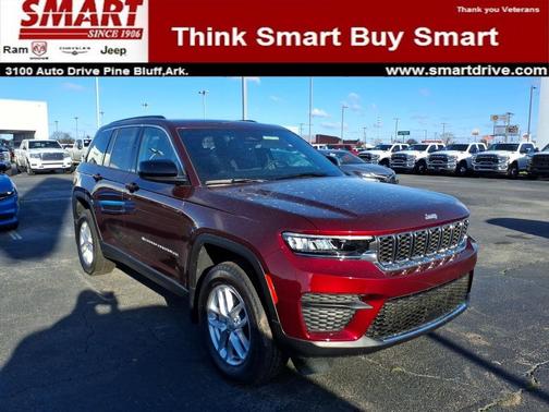 2026 Jeep Grand Cherokee Laredo