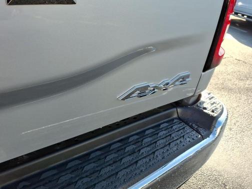 2026 RAM 2500 Tradesman Regular Cab 4x4 8' Box