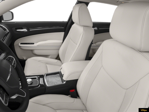 2018 Chrysler 300 Touring