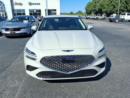 2025 Genesis G70 2.5T RWD