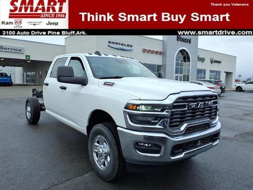 2026 RAM 3500 Tradesman Crew Cab 4x4 8' Box