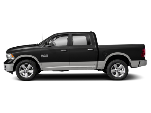 Brilliant Black Crystal Pearlcoat 2018 RAM 1500 Big Horn