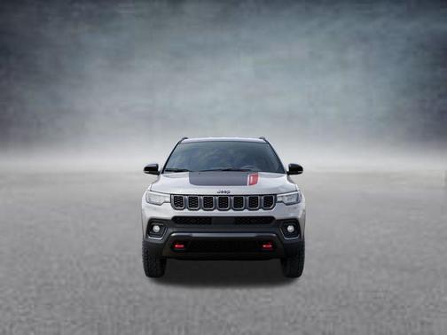 Silver Zynith 2026 Jeep Compass Trailhawk