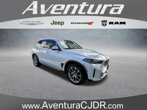 White Metallic 2025 BMW X5 xDrive40i