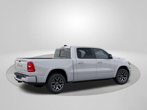 Bright White Clearcoat 2026 RAM 1500 Laramie