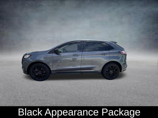 Gray Metallic 2024 Ford Edge SE