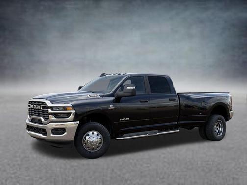 Diamond Black 2026 RAM 3500 Big Horn