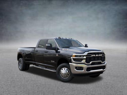 Diamond Black 2026 RAM 3500 Big Horn