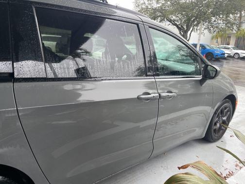 2020 Chrysler Pacifica Touring-L Plus