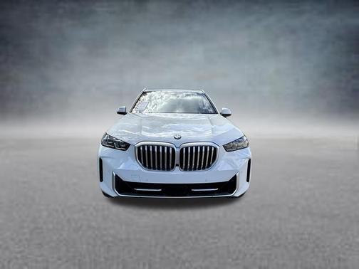 Alpine White 2026 BMW X5 sDrive40i