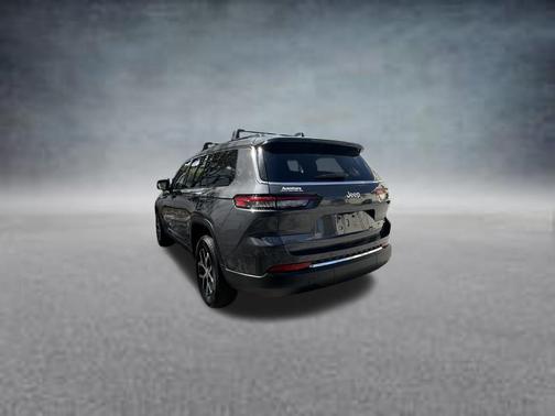 Metallic 2024 Jeep Grand Cherokee L Limited