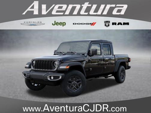 Black Clearcoat 2026 Jeep Gladiator Sport