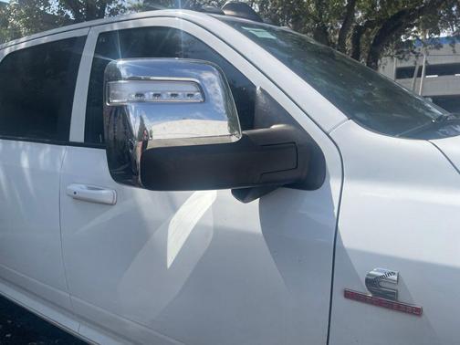 Bright White Clearcoat 2023 RAM 3500 Laramie