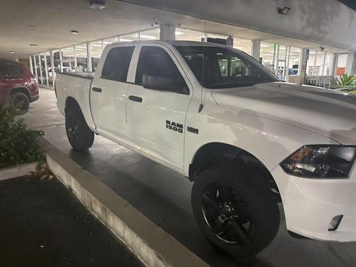 2017 RAM 1500 Express