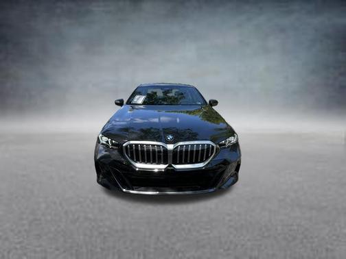 Dark Graphite 2025 BMW 530 i