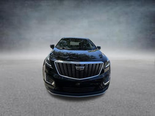 Stellar Black Metallic 2020 Cadillac XT5 Premium Luxury