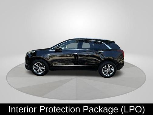 Stellar Black Metallic 2020 Cadillac XT5 Premium Luxury