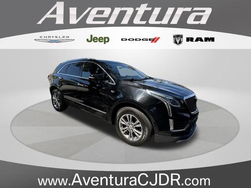 Stellar Black Metallic 2020 Cadillac XT5 Premium Luxury