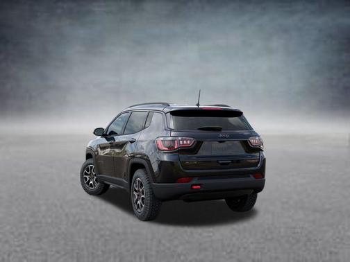 Diamond Black 2026 Jeep Compass Trailhawk