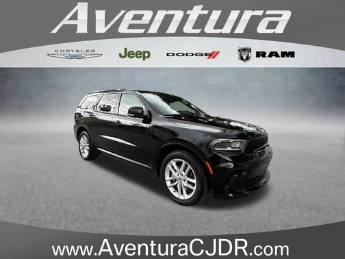 DB Black Crystal Clearcoat 2024 Dodge Durango GT