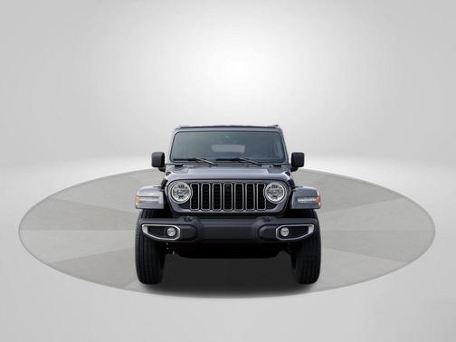 Granite Crystal Clearcoat Metallic 2026 Jeep Wrangler Sahara