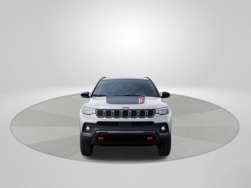 Bright White Clearcoat 2026 Jeep Compass Trailhawk