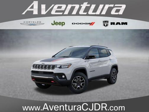Bright White Clearcoat 2026 Jeep Compass Trailhawk