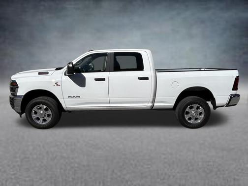 Bright White Clearcoat 2025 RAM 2500 Big Horn