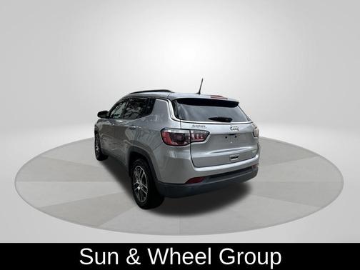 Billet Silver Metallic Clearcoat 2019 Jeep Compass Latitude