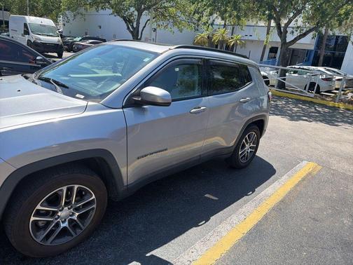 Billet Silver Metallic Clearcoat 2019 Jeep Compass Latitude