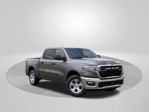 Granite Crystal Clearcoat Metallic 2025 RAM 1500 Big Horn/Lone Star