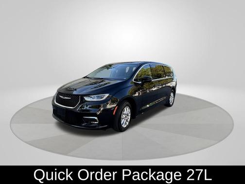 2024 Chrysler Pacifica Touring-L