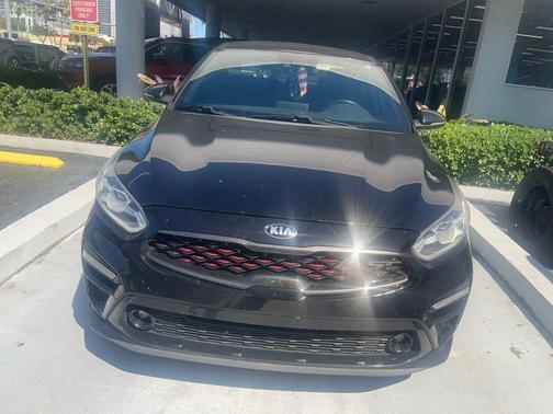 Aurora Black Pearl 2020 Kia Forte GT