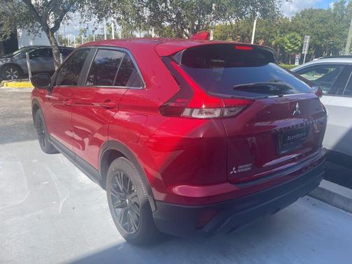 2023 Mitsubishi Eclipse Cross LE