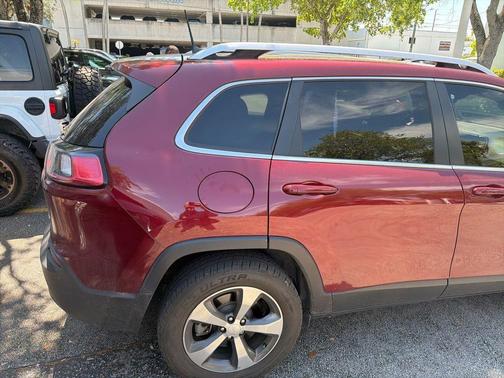 Velvet Red Pearlcoat 2020 Jeep Cherokee Limited