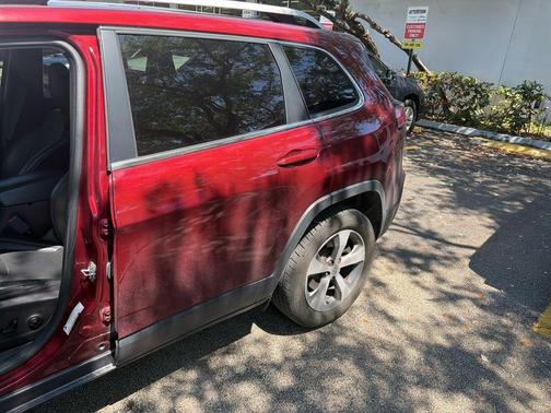 Velvet Red Pearlcoat 2020 Jeep Cherokee Limited