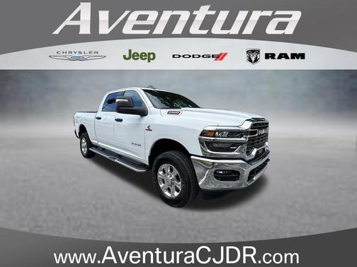 Bright White Clearcoat 2026 RAM 2500 Big Horn