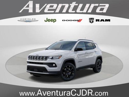 Bright White Clearcoat 2026 Jeep Compass Latitude