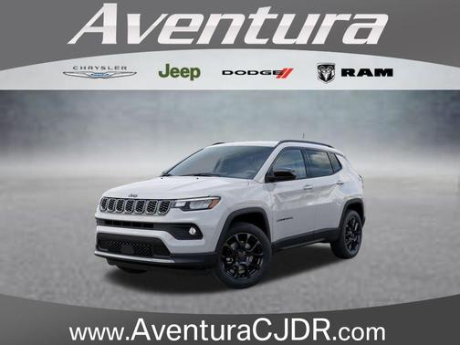 Bright White Clearcoat 2026 Jeep Compass Latitude