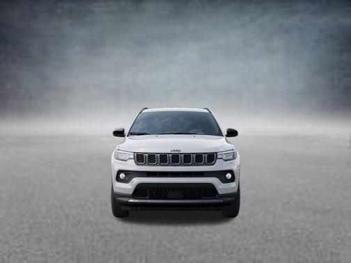 Bright White Clearcoat 2026 Jeep Compass Latitude