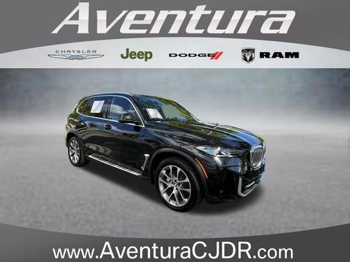 Black Sapphire Metallic 2024 BMW X5 xDrive40i