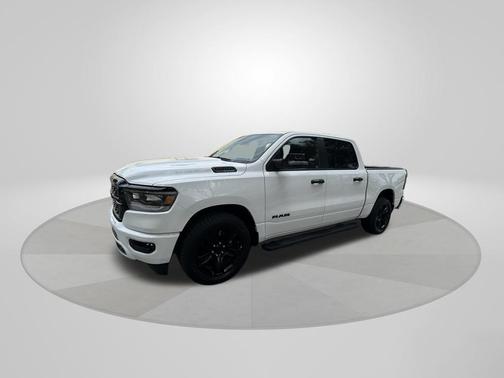 Bright White Clearcoat 2023 RAM 1500 Big Horn