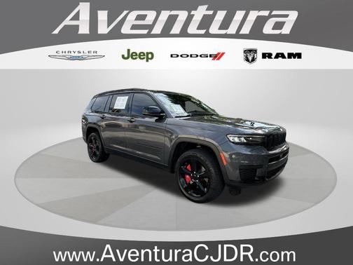Metallic 2022 Jeep Grand Cherokee L Laredo