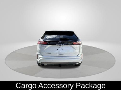 White 2021 Ford Edge Titanium